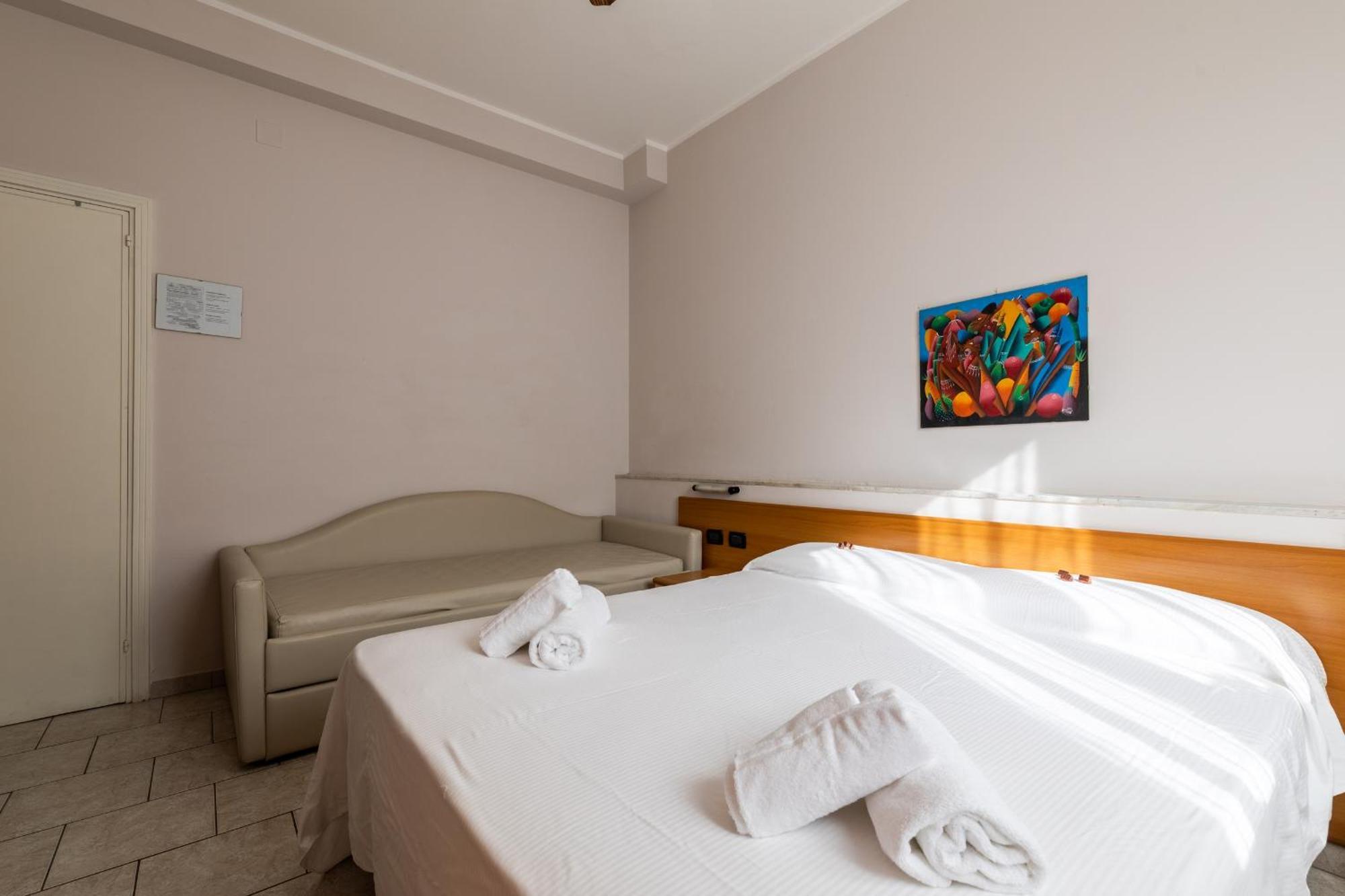 Hotel Santa Maria Finale Ligure Exteriör bild