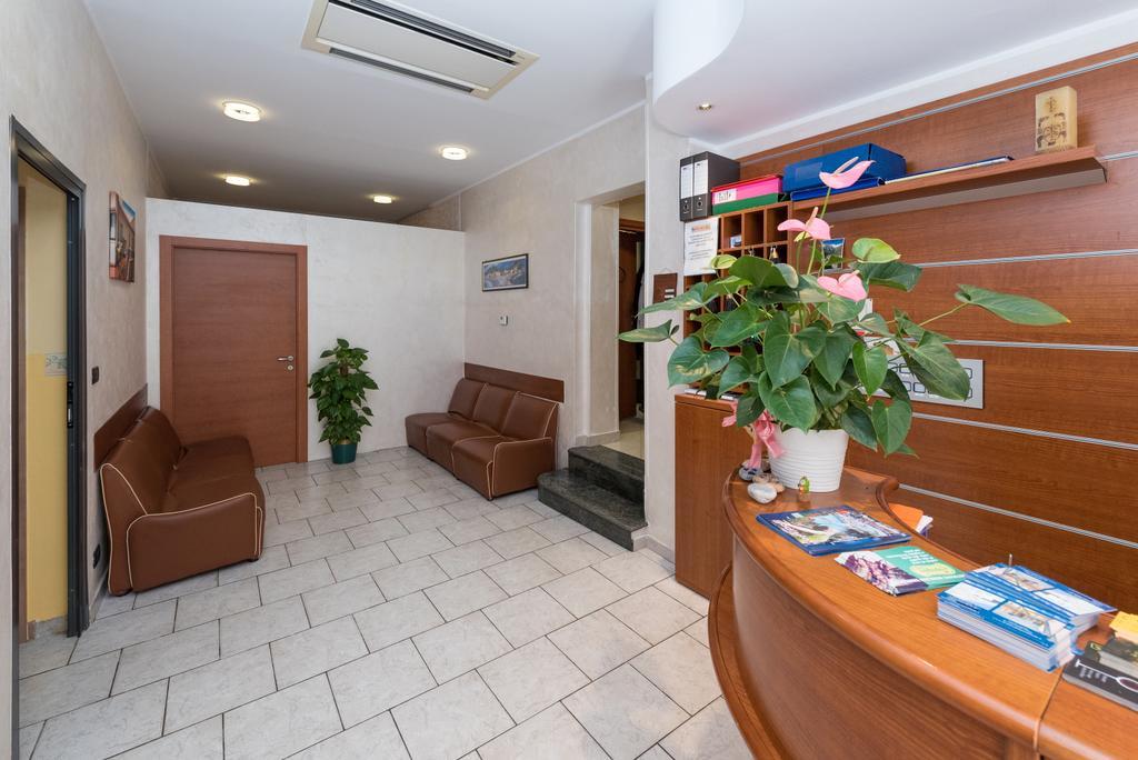Hotel Santa Maria Finale Ligure Exteriör bild