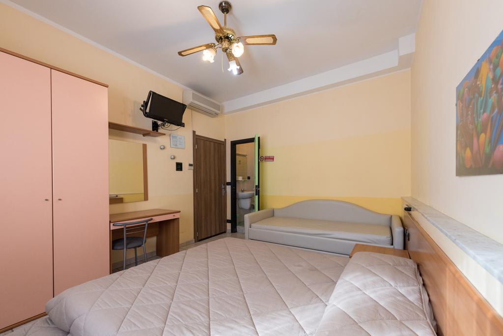 Hotel Santa Maria Finale Ligure Exteriör bild